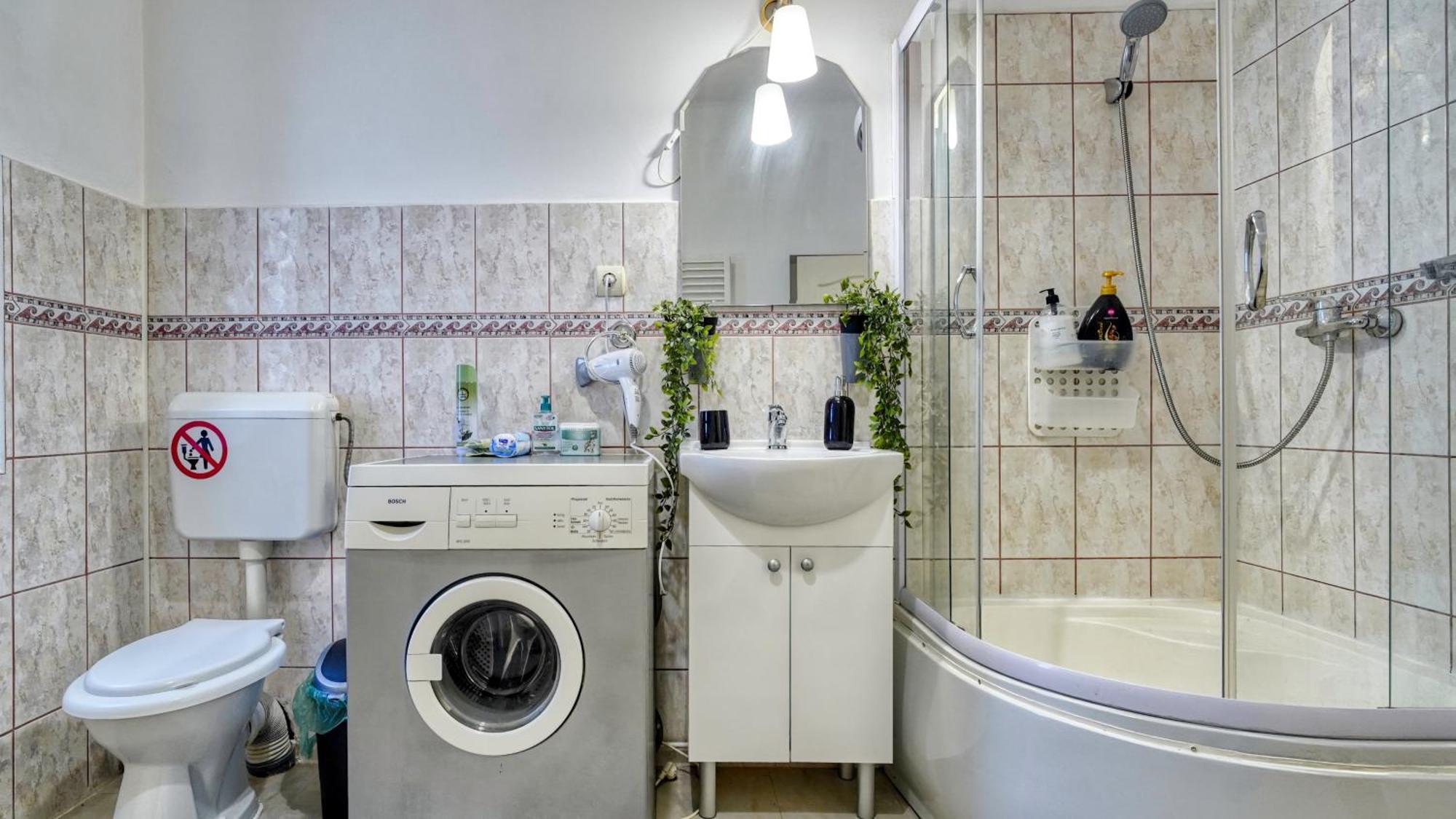 Intimo Oldtown Romantic Apartment Braşov Extérieur photo