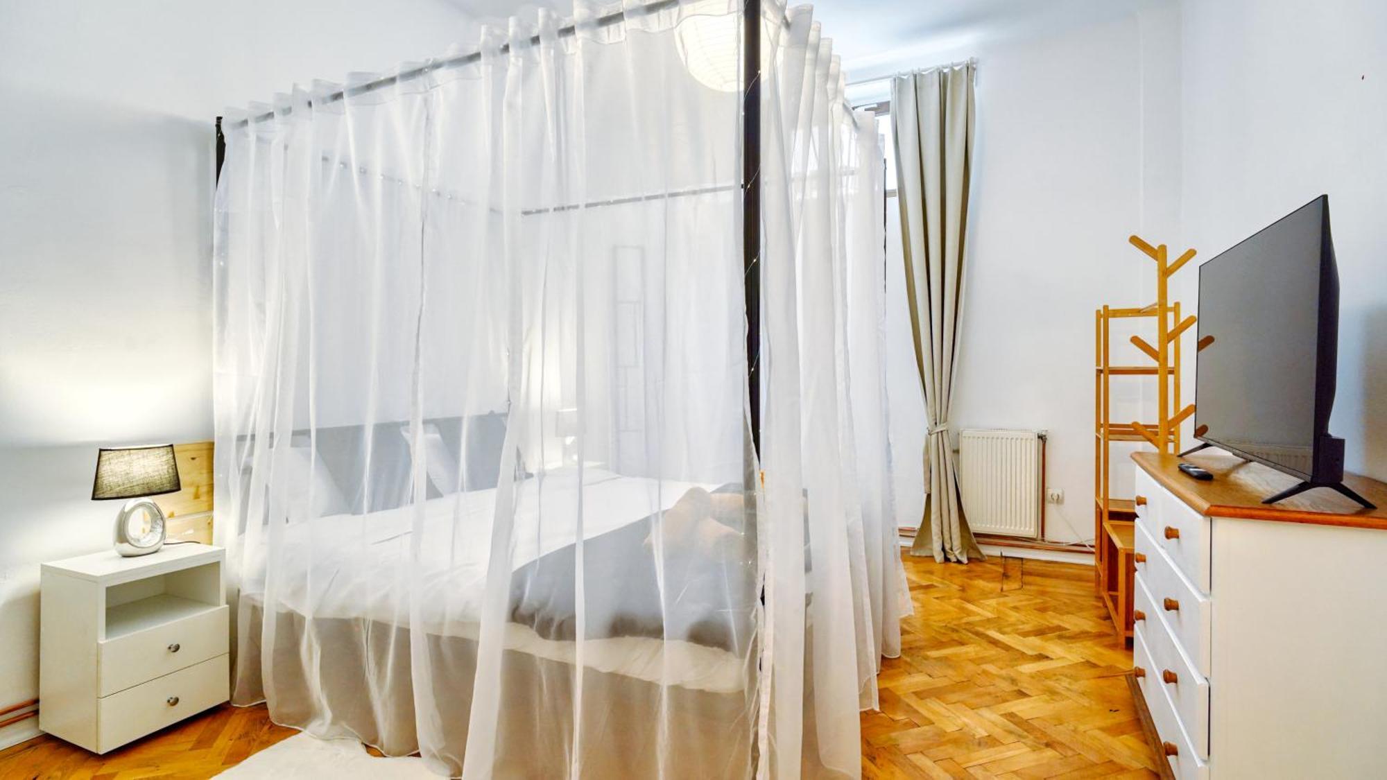 Intimo Oldtown Romantic Apartment Braşov Extérieur photo